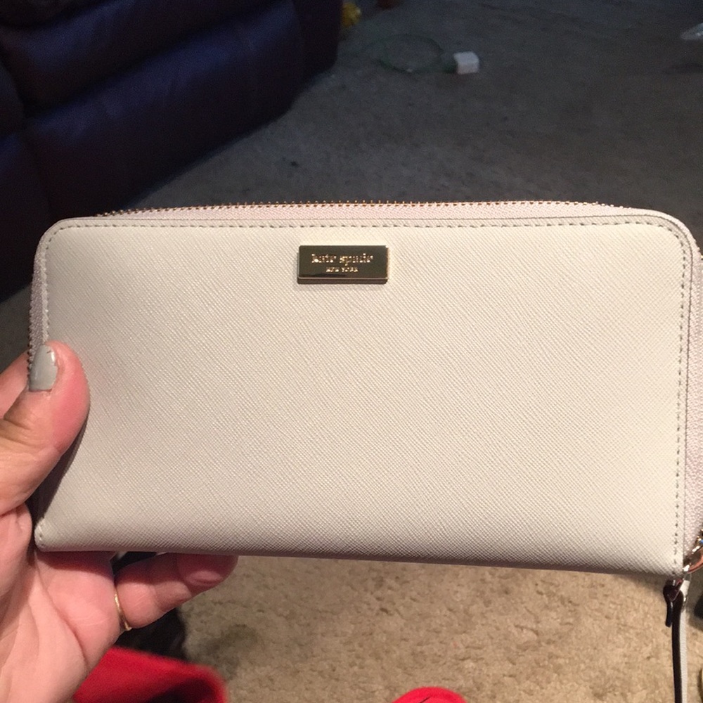 NWT Kate Spade neda zip around wallet